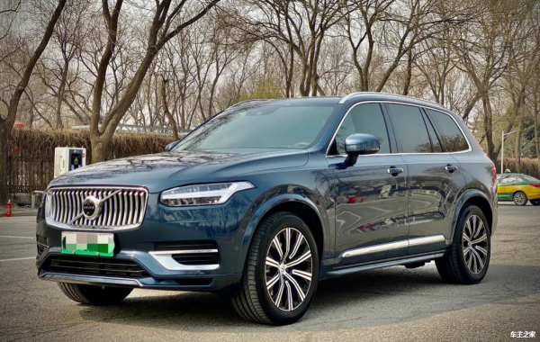 沃尔沃XC90：低油耗大空间，舒适出行必备选择！