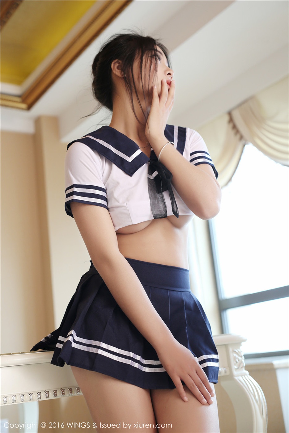 清纯学生妹制服写真美胸呼之欲出