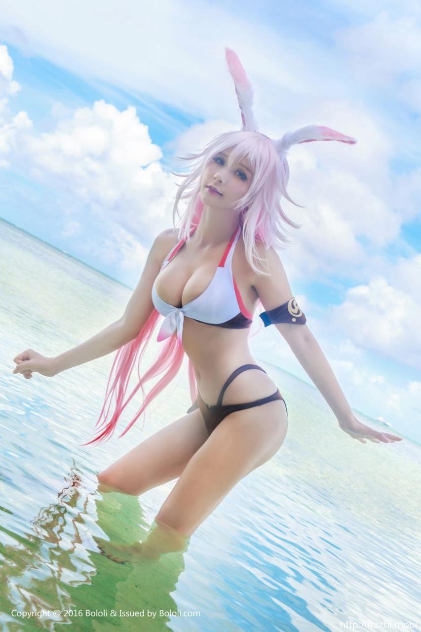 波萝社巨乳美女夏美酱cosplay高清套图