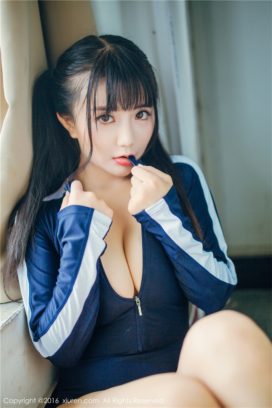 清纯90后美少女校花阿乖Kiddo写真图片