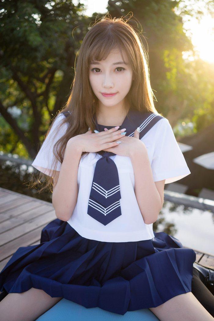 漂亮萌妹子JK制服