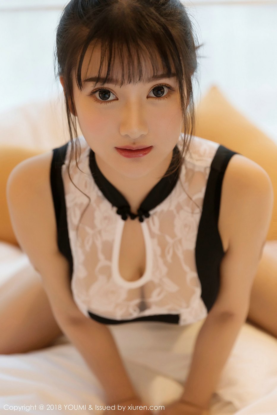 风骚尤物小尤奈的曼妙乳峰十分养眼