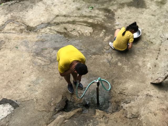 六盘水农村碉堡了！遍地五菱宏光，村民拔庄稼种万亩红心猕猴桃